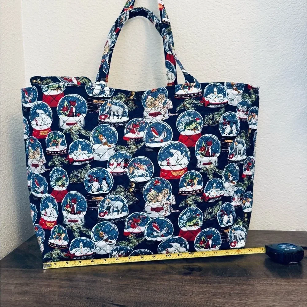 New Vera Bradley Snow Globe Large Overnight Travel Christmas Holiday Tote Bag